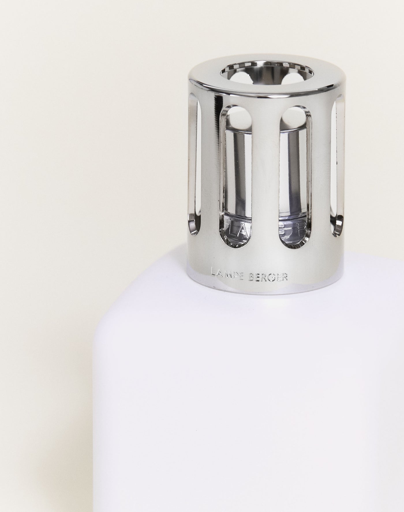 Glacon White Lamp Gift Set with Delicate White Musk