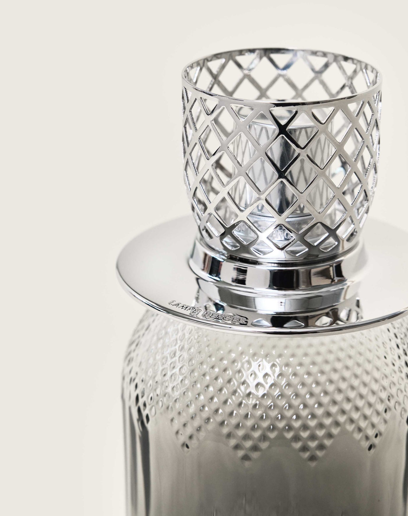 Glacon Grey Lamp Gift Set with Pure White Tea
