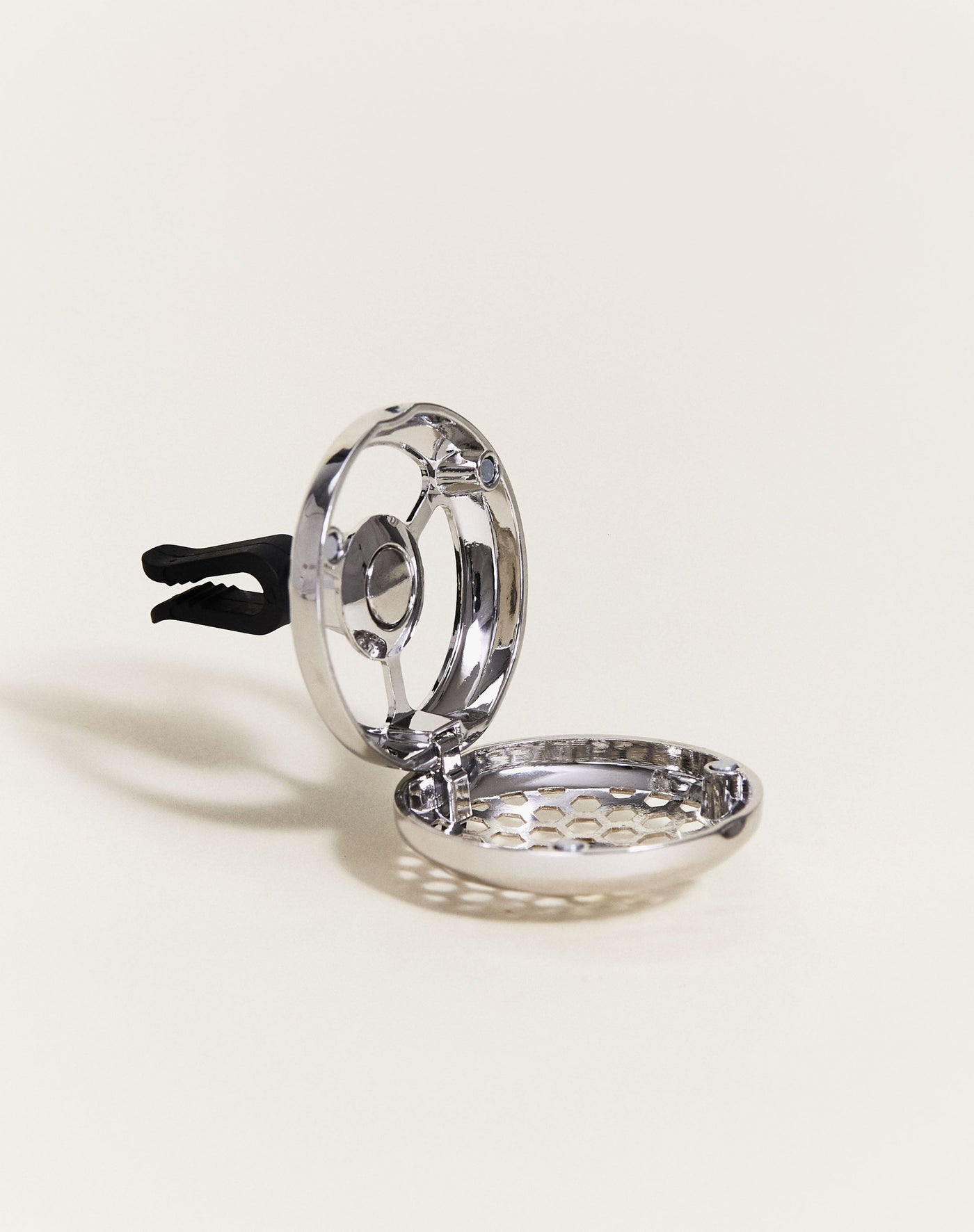 Honey Chrome Car Clip Diffuser