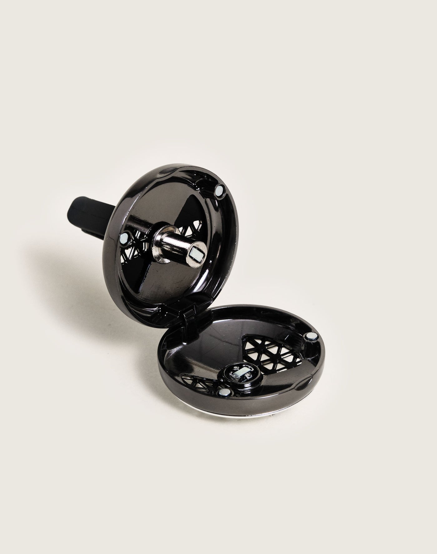 Evanescence Car Diffuser Set - Mystic Leather