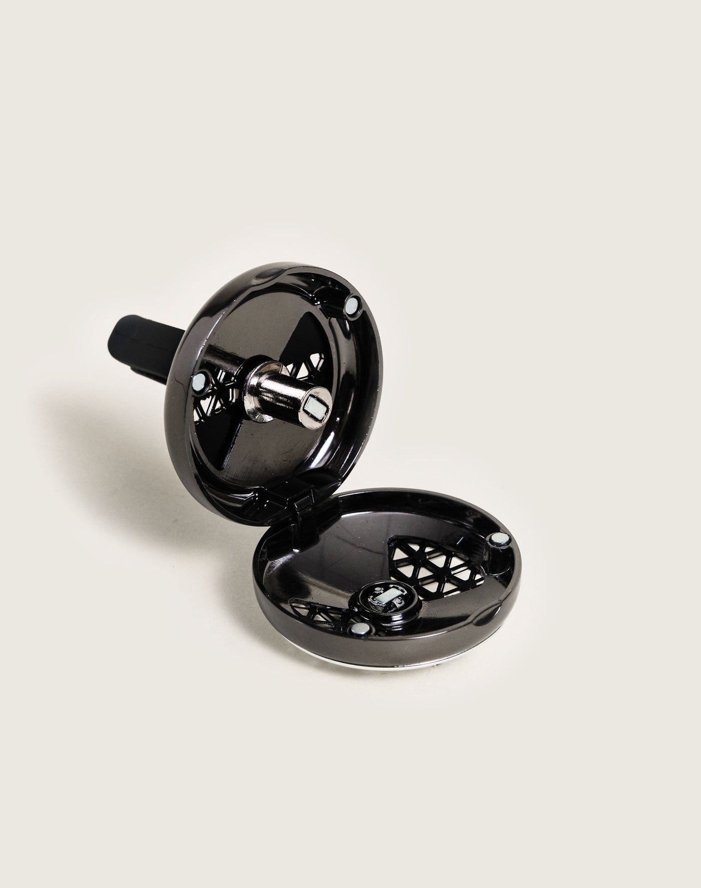 Evanescence Car Diffuser Set - Mystic Leather