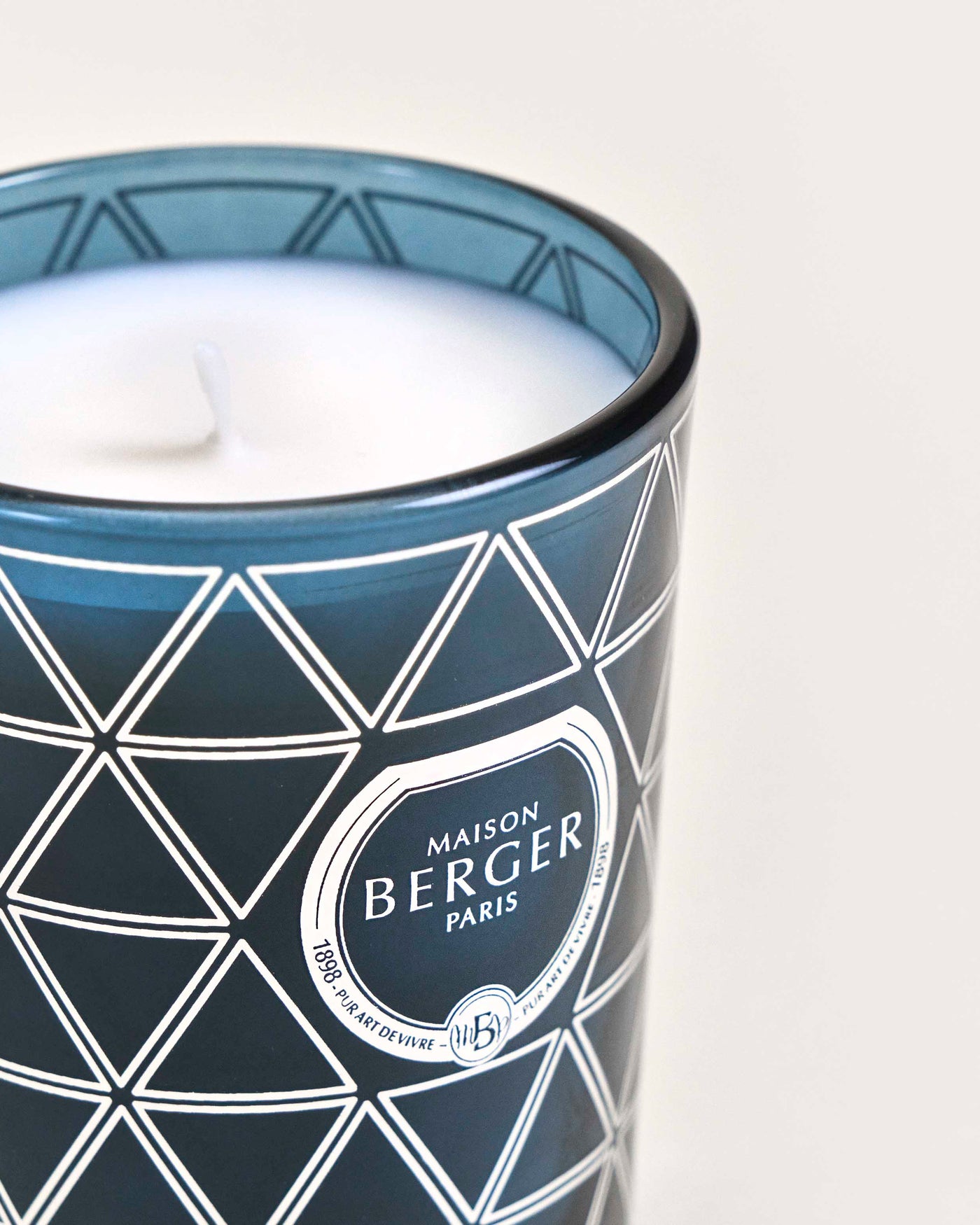 Geode Bleue Scented Candle 180g - Under the Olive Tree