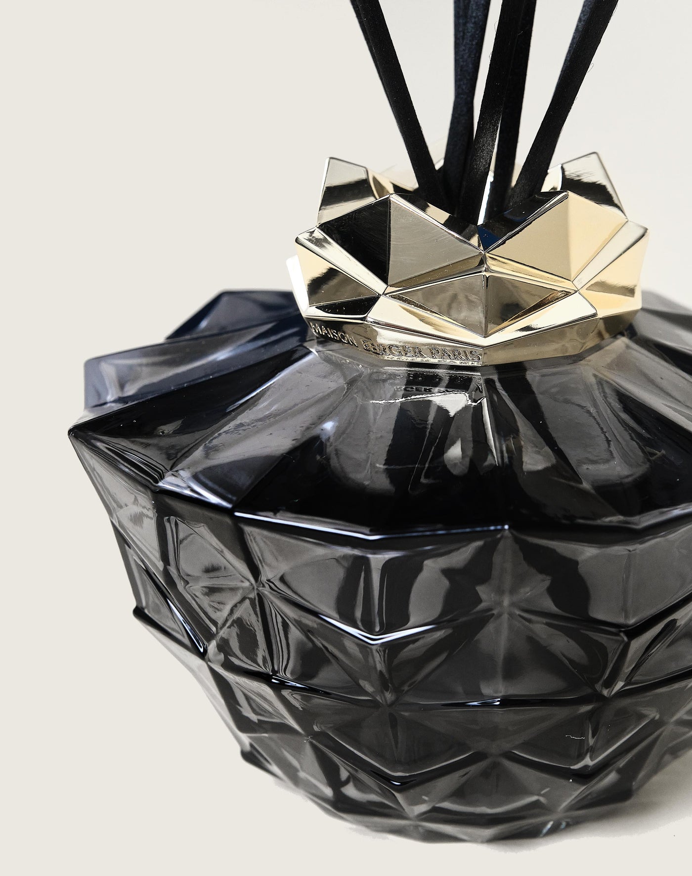 Glacon Grey Lamp Gift Set with Pure White Tea